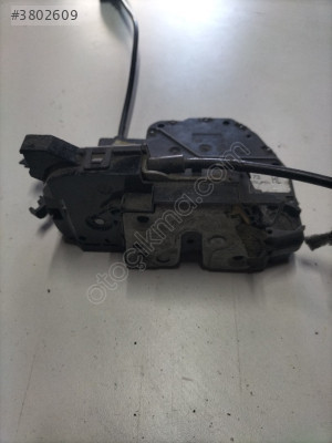 02572 RENAULT FLUENCE SOL ARKA KAPI KİLİDİ