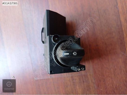 MERCEDES W210 W208 ÇIKMA FAR ANAHTARI A2105450104