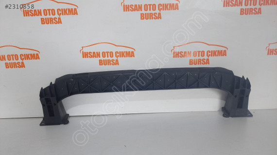 Partner Berlingo ön tampon demiri