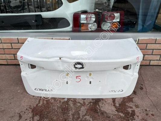 TOYOTA COROLLA BAGAJ KAPAĞI