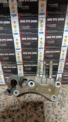 Ford Fiesta 1.4 motor kulağı bağlantısı