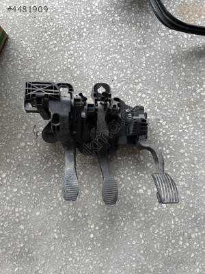 Fiat linea debriyaj fren pedalı