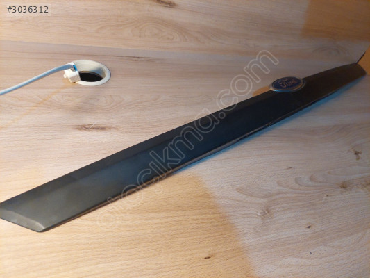 FORD FOCUS MK1 HB BAGAJ PLAKALIK UST KAPLAMA PLAKA LAMBASI