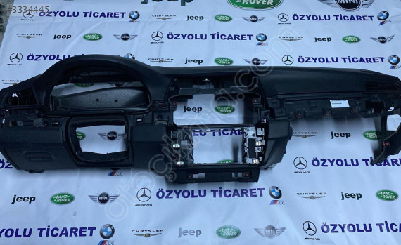 BMW F10 LCİ 5 Serisi Ön Göğüs Çıkma Orjinal Hatasız
