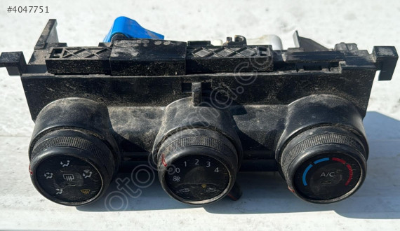 Dacia Duster Modeli İçin Kalorifer Paneli Satışı