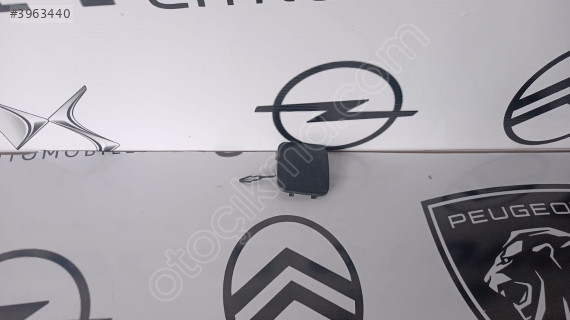 C4 X ARKA TAMPON ÇEKİ KAPAK 9834703480