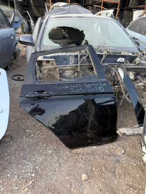 HONDA JAZZ SAĞ ARKA KAPI ÇIKMA ORJİNAL