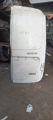 DACİA LOGAN SAĞ BAGAJ KAPAĞI