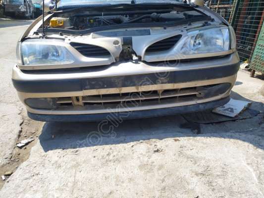 ÇIKMA RENAULT MEGANE 1 ÖN TAMPON T-218