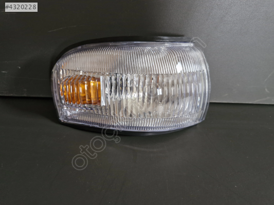 HYUNDAİ H100 SAĞ ÖN FAR SİNYAL LAMBASI SIFIR 1993-1996