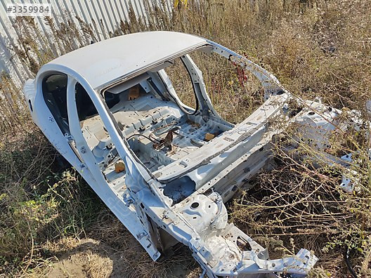 RENAULT FLUANCE 2015 KESME TAVAN ÖN ŞASİ ÜÇEL OTO ÇIKMA BURSA