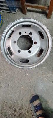 İVECO DAILY Minibüs İçin Kaliteli Çıkma Jant Seçenekleri