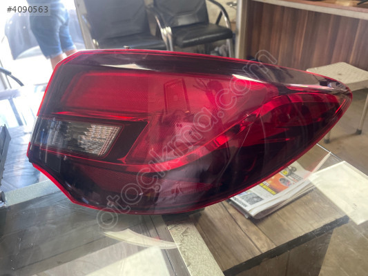 Opel astra J kasa sağ arka stop
