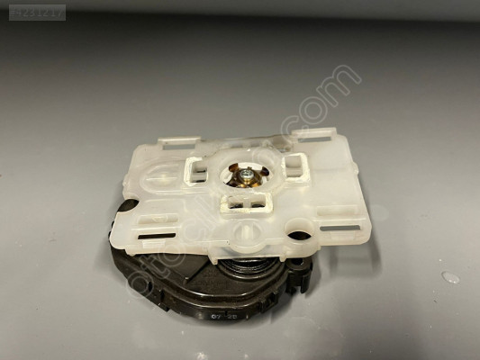 TOYOTA COROLLA ORJİNAL SOL AYNA MOTORU - OTOMOBİL YAN AYNALAR