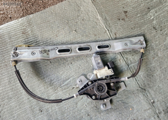 FORD TOURNEO COURİER 2020 ÇIKMA ORİJİNAL CAM KRİKOSU