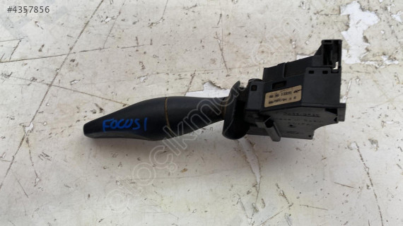 ford focus 1 çıkma orjinal sinyal kolu (son fiyat)