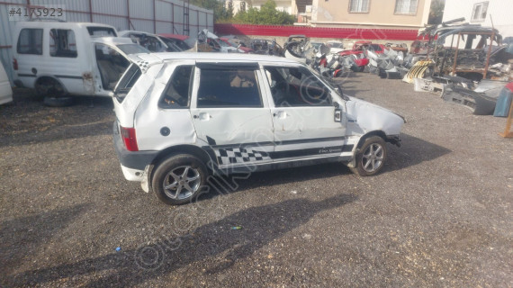 FİAT UNO SOL ARKA KELEBEK CAMI , FİAT UNO SAĞ ARKA KELEBEK CAMI