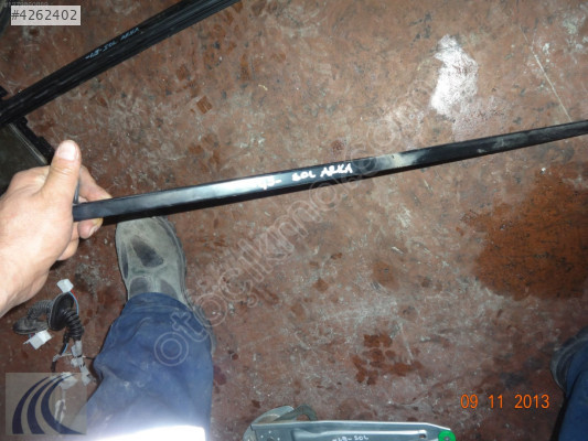 TOYOTA AURIS 2011 ÇIKMA SOL ARKA KAPI İÇ DEMİRİ