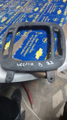 Opel Vectra B Çıkma Cam Düğme Çerçevesi