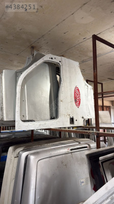 RENAULT MASTER ÇIKMA ORJİNAL SAĞ ÖN KAPI KD