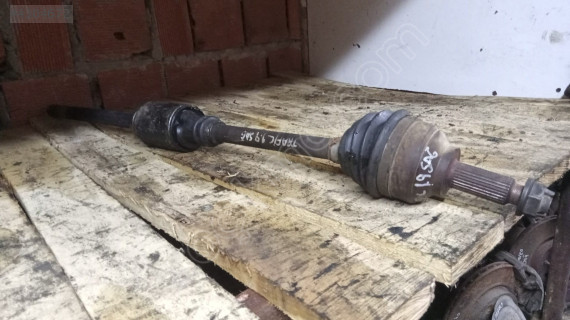 Renault trafik 1.9 6ileri vites sağ akis