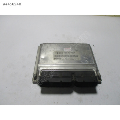 Audi A4 2.4 Motor Beyni ME7.1 0261207497 8E0909552C