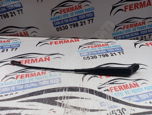 Mercedes Benz A160 sağ silgi kolu