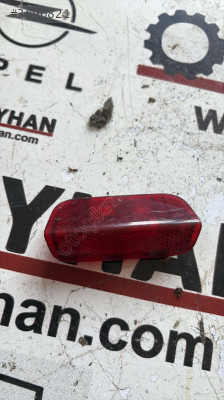 1K0942419 vw tiguan 2015 sağ arka kapı reflektörü