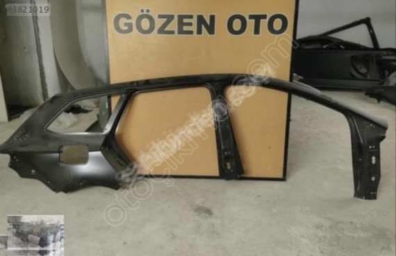 SEAT LEON SW SAĞ ARKA ÇAMURLUK ORJ SIFIR