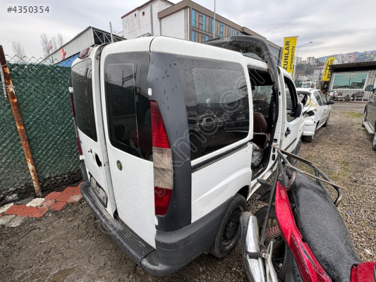FİAT DOBLO SAĞ ARKA ÇAMURLUK