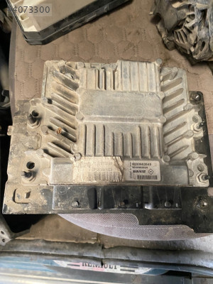 RENAULT KANGOO 2 3 1.5 DCİ MOTOR BEYNİ 8200953545