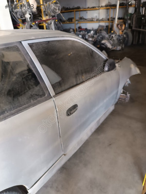 Hyundai Accent kupe sağ kapı