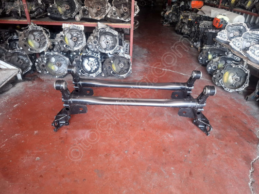 ÖZMEN OPEL ASTRA J ARKA DİNGİL TORSİYON DENGE KOLLU