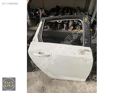 Opel Astra j çıkma sağ arka kapı