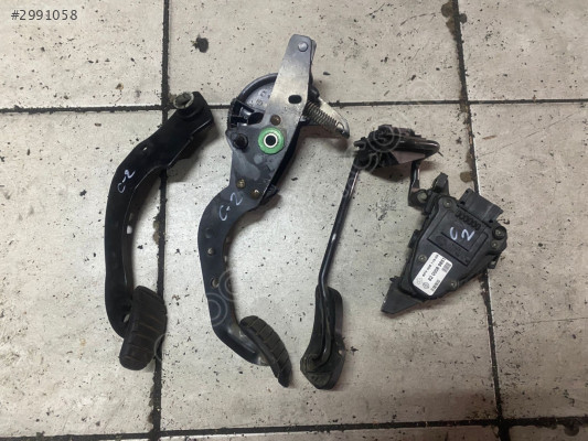 CLİO 2 PEDAL TAKIMI ORJİNALL PARÇA ÇIKMAA
