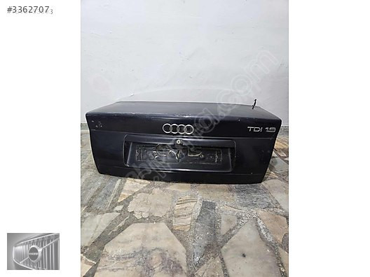 AUDİ A 4 BAGAJ KAPAĞI