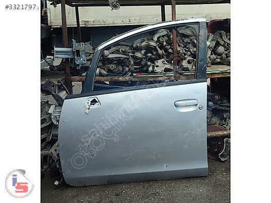 2010 - 2013 Mitsubishi Colt Sol Ön Kapı Çıkma Parça
