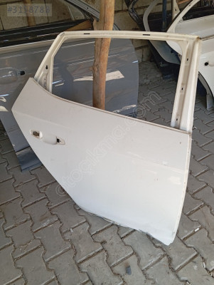 2020 2024 seat Ibiza sağ arka kapı