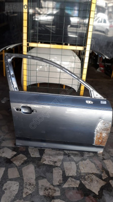 AUDİ A4 2016 SAĞ ÖN KAPI
