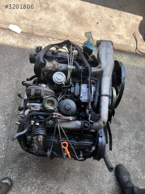 Audi A4 2.5 V6 TDİ AKE motor