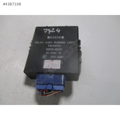 Toyota Carina Işık Rölesi 82810-05010
