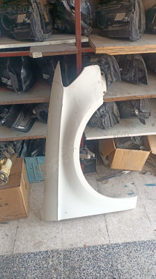 Audi A3 sağ ön camurluk