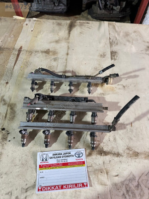 Honda civic d16 benzin enjektörü