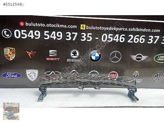 Volkswagen Passat B7 2010 - 2015 Ön Panjur Profili Tutucu - 3AA8