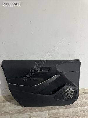 TOYOTA COROLLA SOL ÖN KAPI DÖŞEMESİ 67778-X1