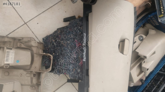 Fluence Model Renault İçin Çıkma Torpido Kapağı