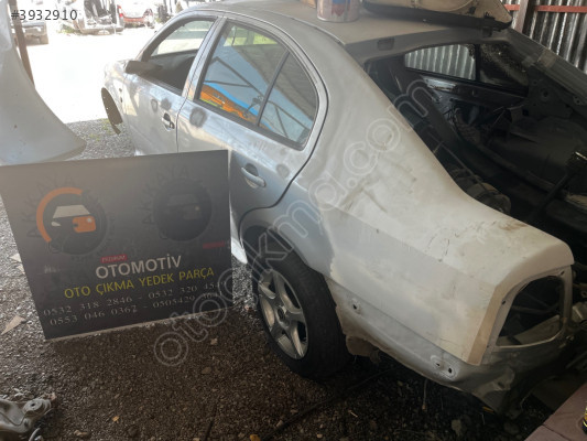 Skoda Octavia Sol Arka Çamurluk Orjinal Çıkma A4 Kasa