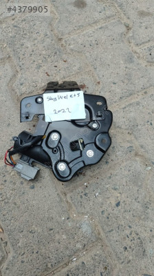 Skywell ET5 çıkma bagaj kilidi