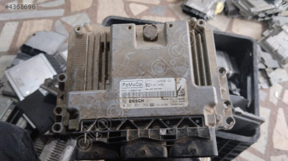ford tourneo courier 0281031754 ET71-12A650-SA ECU MOTOR BEYNİ