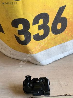 MERCEDES W 204 KAPUT KİLİDİ A2048800260